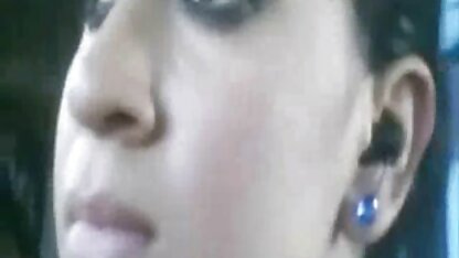 मेज हिंदी सेक्स वीडियो मूवी एचडी पर गोरा संचित